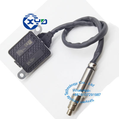 4326869 5WK96753B Nitrogen Oxygen Sensor For Cummins Square Four Pin Black Plug